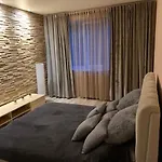 Oak Lounge Lux *